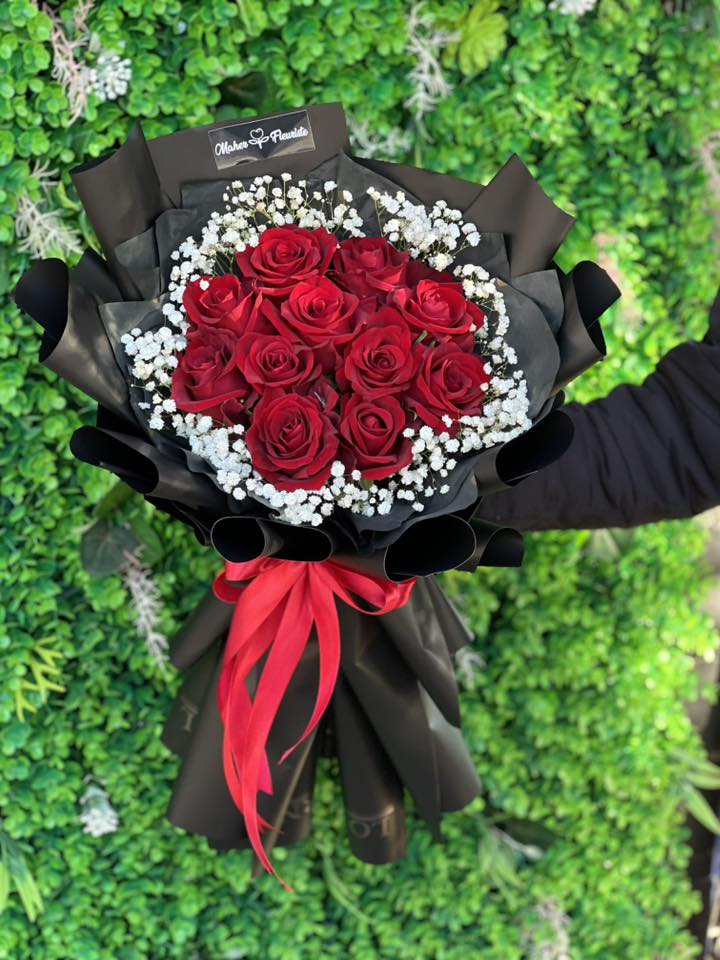 Roses noires élégantes